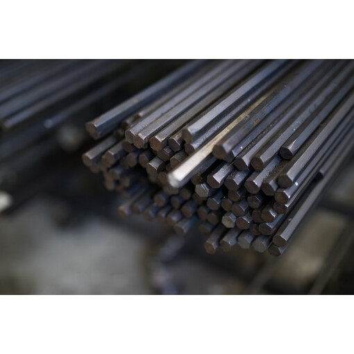 Sześciokąt 17 ciągniony h11 L=3 mb