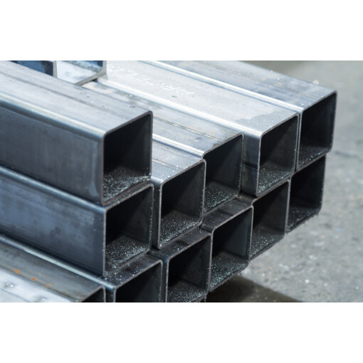 Kształtownik kwadrat 100x100x3 L=6mb