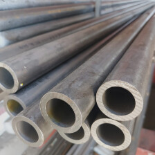 KA 4 B2B - Rura przew. b/sz precyzyjna 35x3 L=6MB